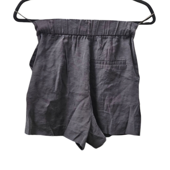 Zara Lightweight Pleated Faded Black Elastic Waist Shorts size XS - Picture 2 of 5